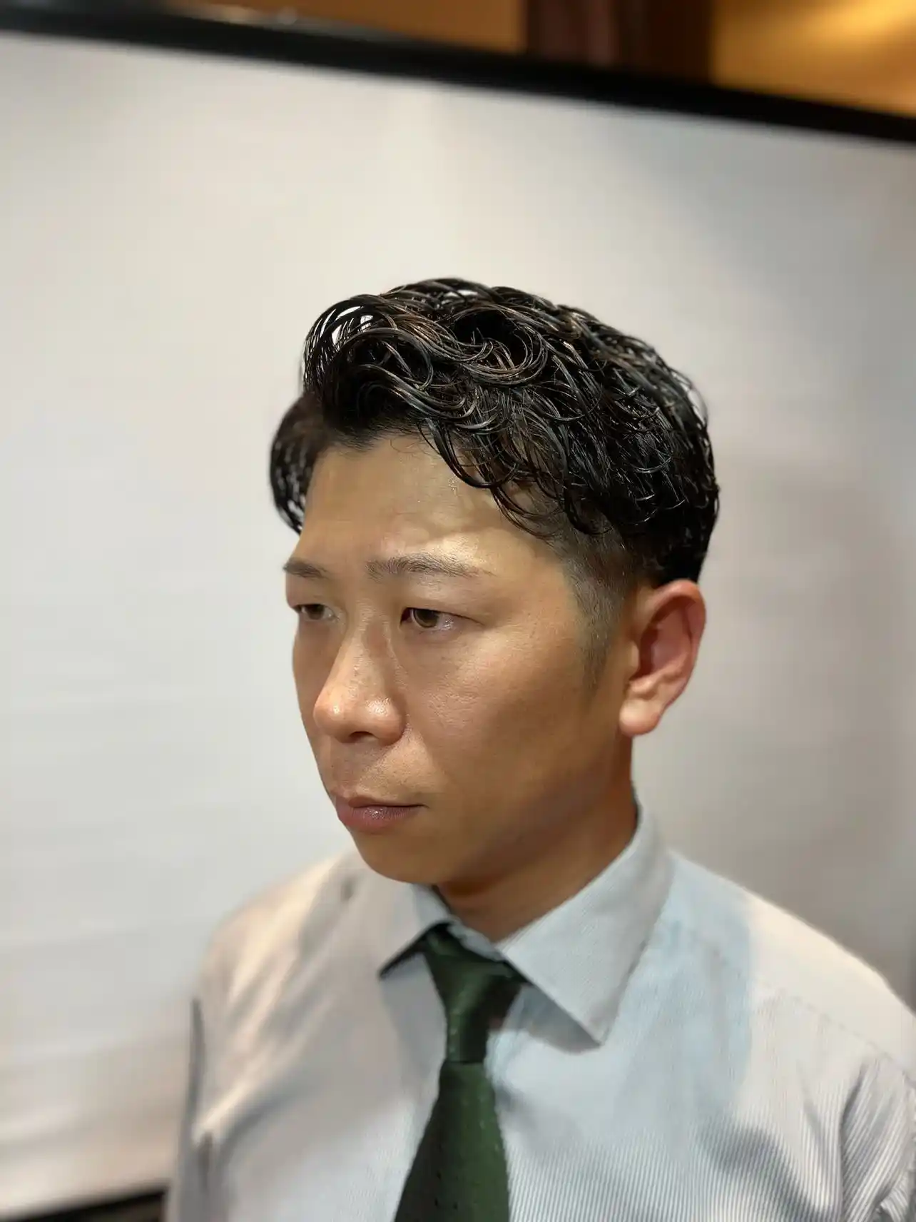 メンズカット＋ナチュラルパーマ＋顔剃り（９０分）